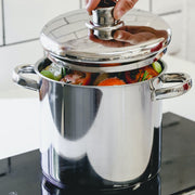 MasterClass Stainless Steel 5.5 Litre Tradional Stockpot